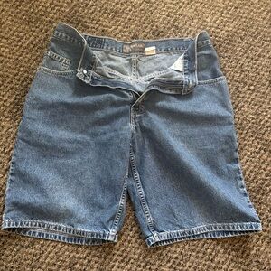 Silvertab Jeans men’s Light Blue Denim Shorts-Size 34